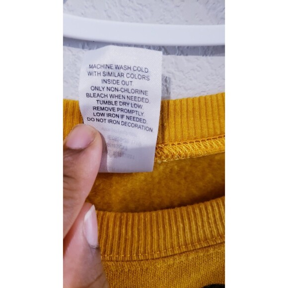 Disney Mickey Mouse Women’s Yellow Gold Crewneck Sweater Size M - Picture 5 of 6
